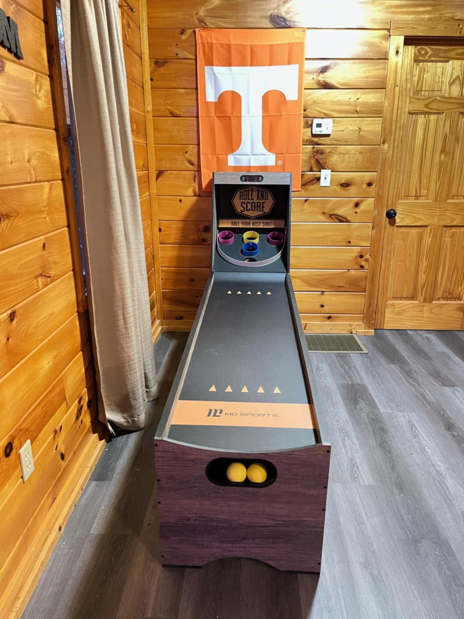 Smokey Mountain Retreat, Hot Tub, Game Room, Sleeps 8! جاتلينبرج المظهر الخارجي الصورة